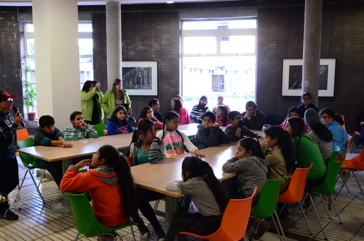 ALCALDE DE EL BOSQUE AUTORIZA ASISTENCIA A CLASES SEMIPRESENCIALES “SIN UNIFORME ESCOLAR” EN ESTABLECIMIENTOS MUNICIPALES