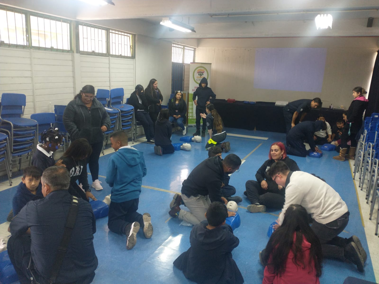 ESTUDIANTES DE ESCUELAS MUNICIPALES Y COMUNIDADES BOSQUINAS SE CAPACITAN EN PREVENCIÓN DE RIESGOS