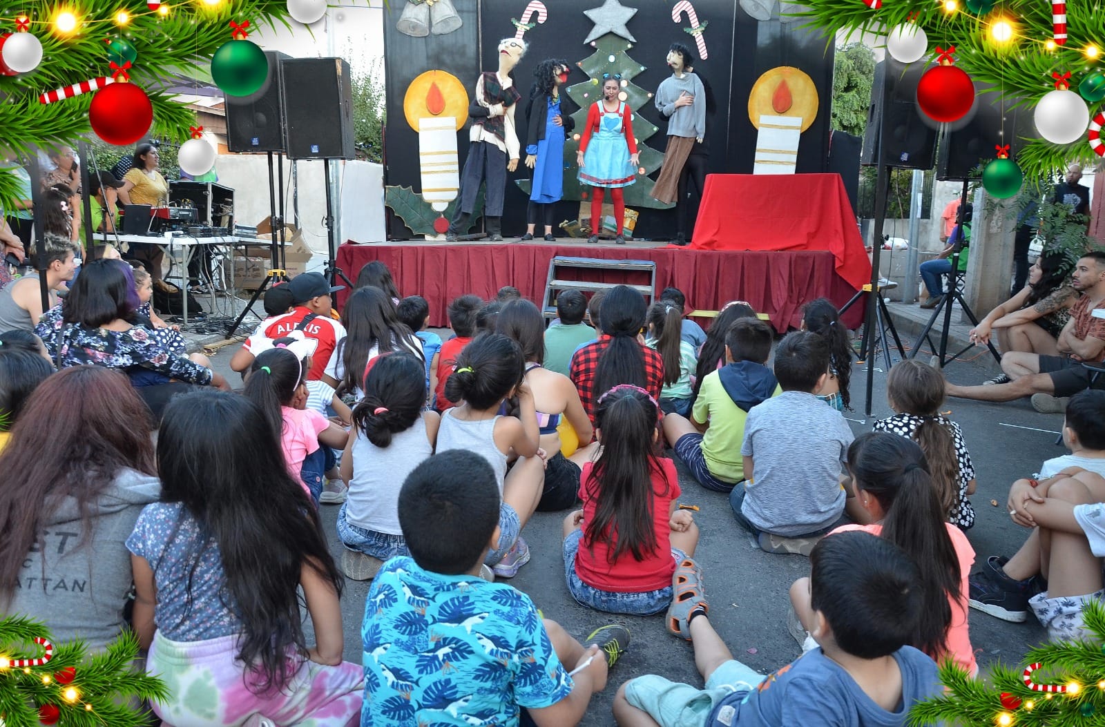FELIZ NAVIDAD EN EL BOSQUE: EL MUNICIPIO JUNTO A DIRIGENTES SOCIALES ENTREGAN 17 MIL REGALOS A NIÑOS Y NIÑAS DE LA COMUNA