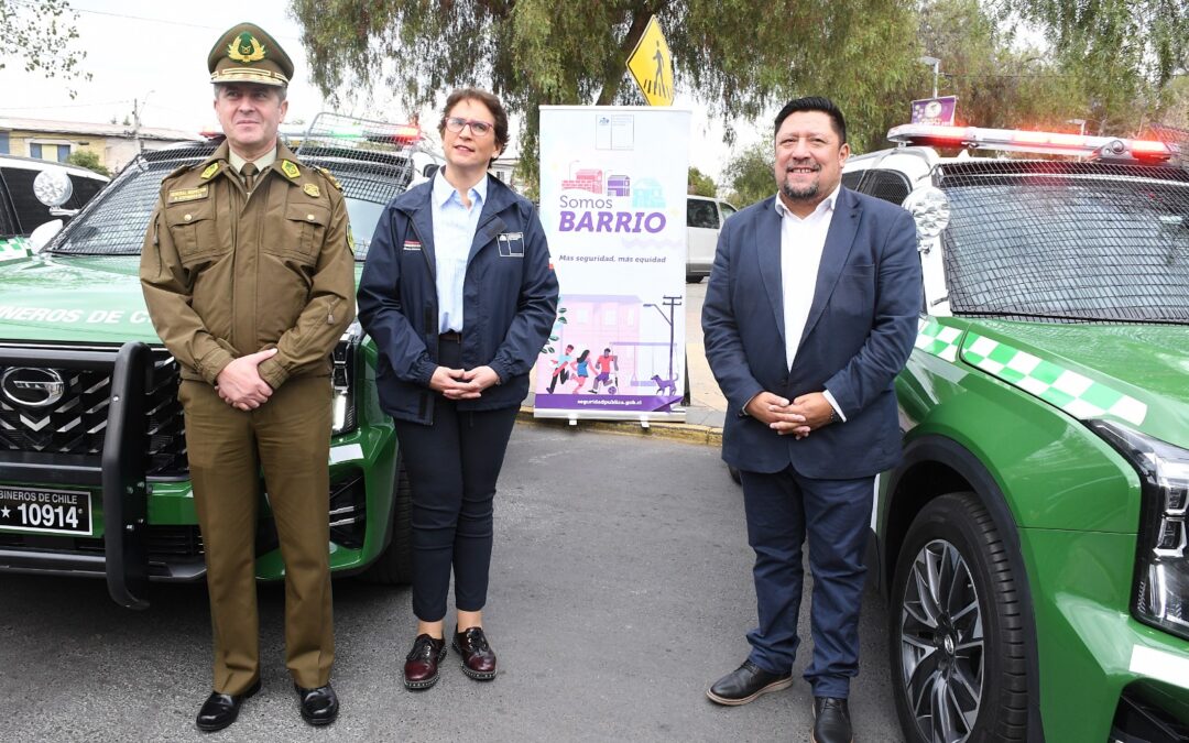 SUBSECRETARÍA DE PREVENCIÓN DEL DELITO CAROLINA LEITAO ENTREGÓ NUEVO MOVIL CON CALABOZO A CARABINEROS DE EL BOSQUE