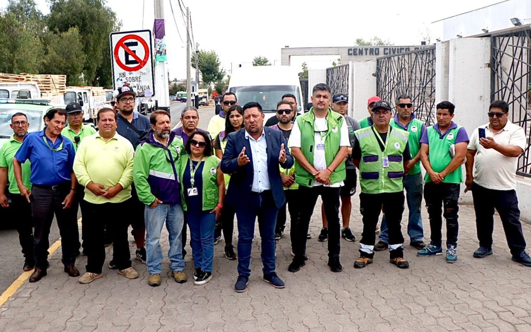 Municipalidad de El Bosque envía ayuda solidaria a familias damnificadas por incendios en Tomé